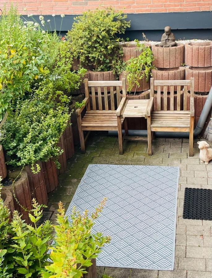 Modernes Appartement Im Gruenen - Stilvoll Und Komfortabel Colónia Exterior foto