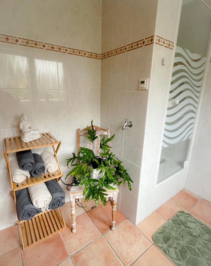 Modernes Appartement Im Gruenen - Stilvoll Und Komfortabel Colónia Exterior foto